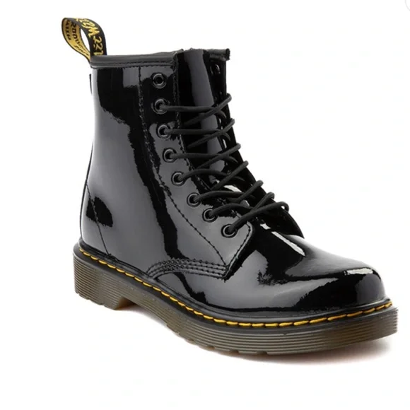 ✨Dr. Martens 1460 8-eye Black Patent Boot✨ - Picture 4 of 14